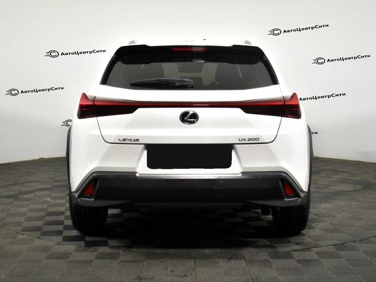 Lexus UX с пробегом — 2019 год. Фото: #4