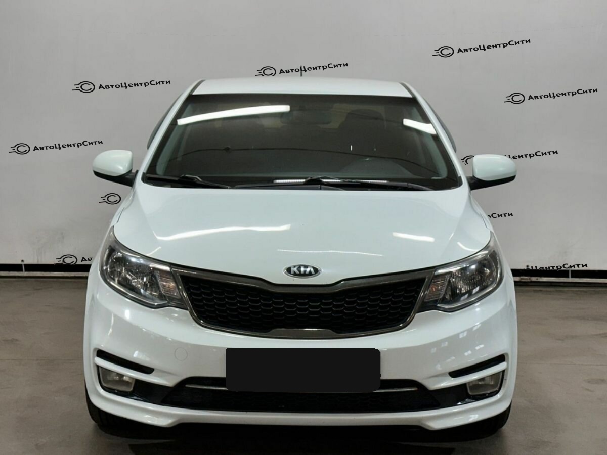 Kia Rio с пробегом — 2017 год. Фото: #1