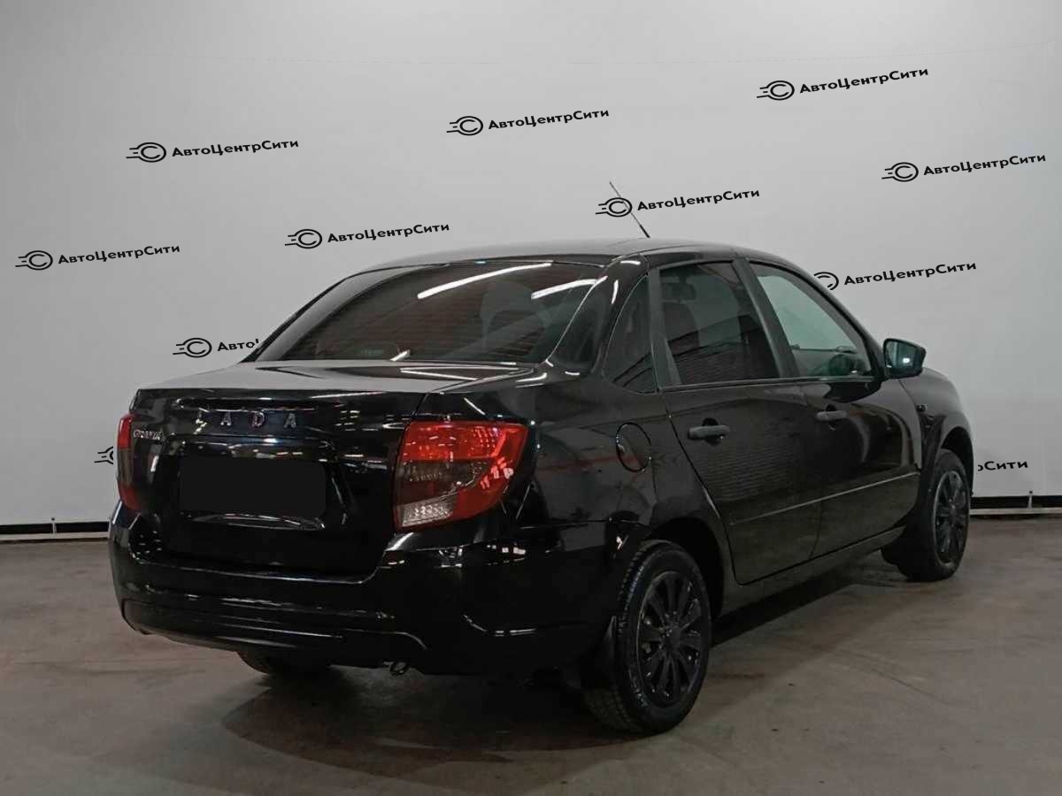 Lada (ВАЗ) Granta с пробегом — 2018 год. Фото: #4