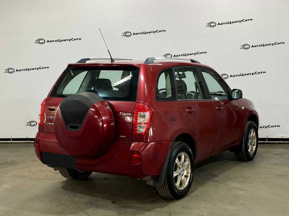 Chery Tiggo (T11) с пробегом — 2013 год. Фото: #4