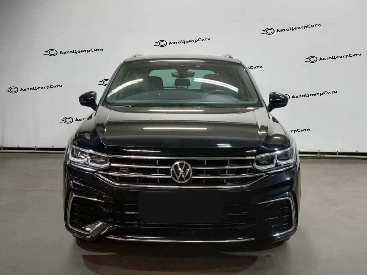 Volkswagen Tiguan с пробегом — 2021 год. Фото: #1