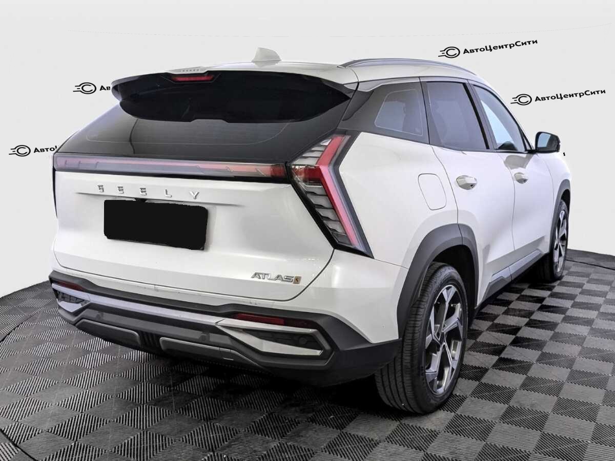 Geely Atlas с пробегом — 2024 год. Фото: #4