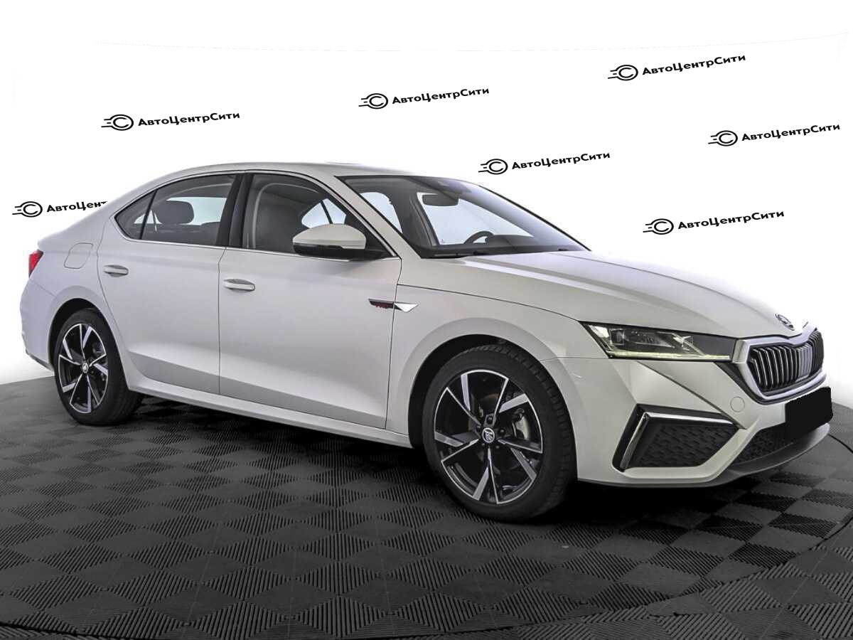 Skoda Octavia с пробегом — 2023 год. Фото: #2