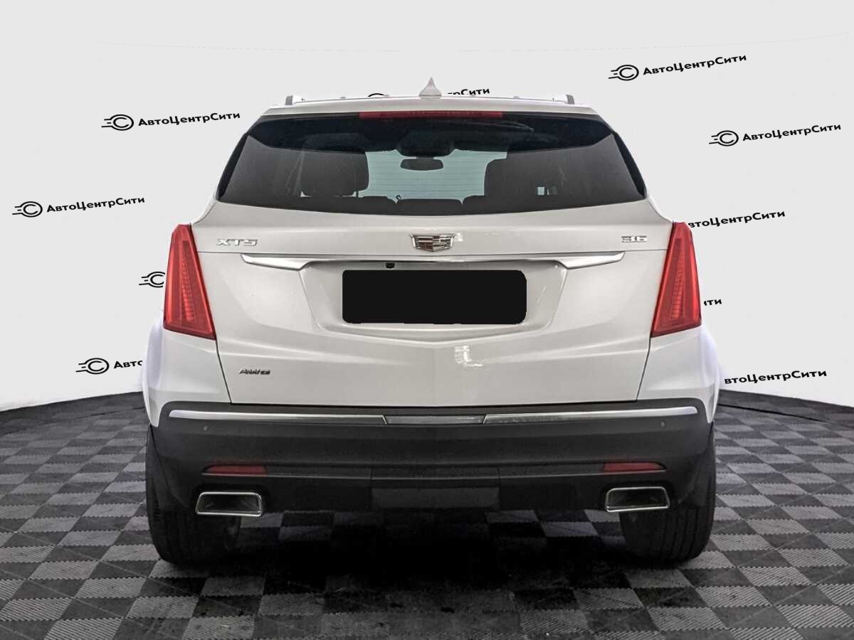 Cadillac XT5 с пробегом — 2016 год. Фото: #5