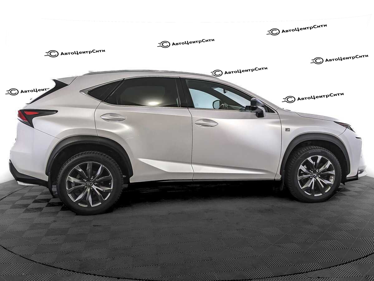 Lexus NX с пробегом — 2015 год. Фото: #3