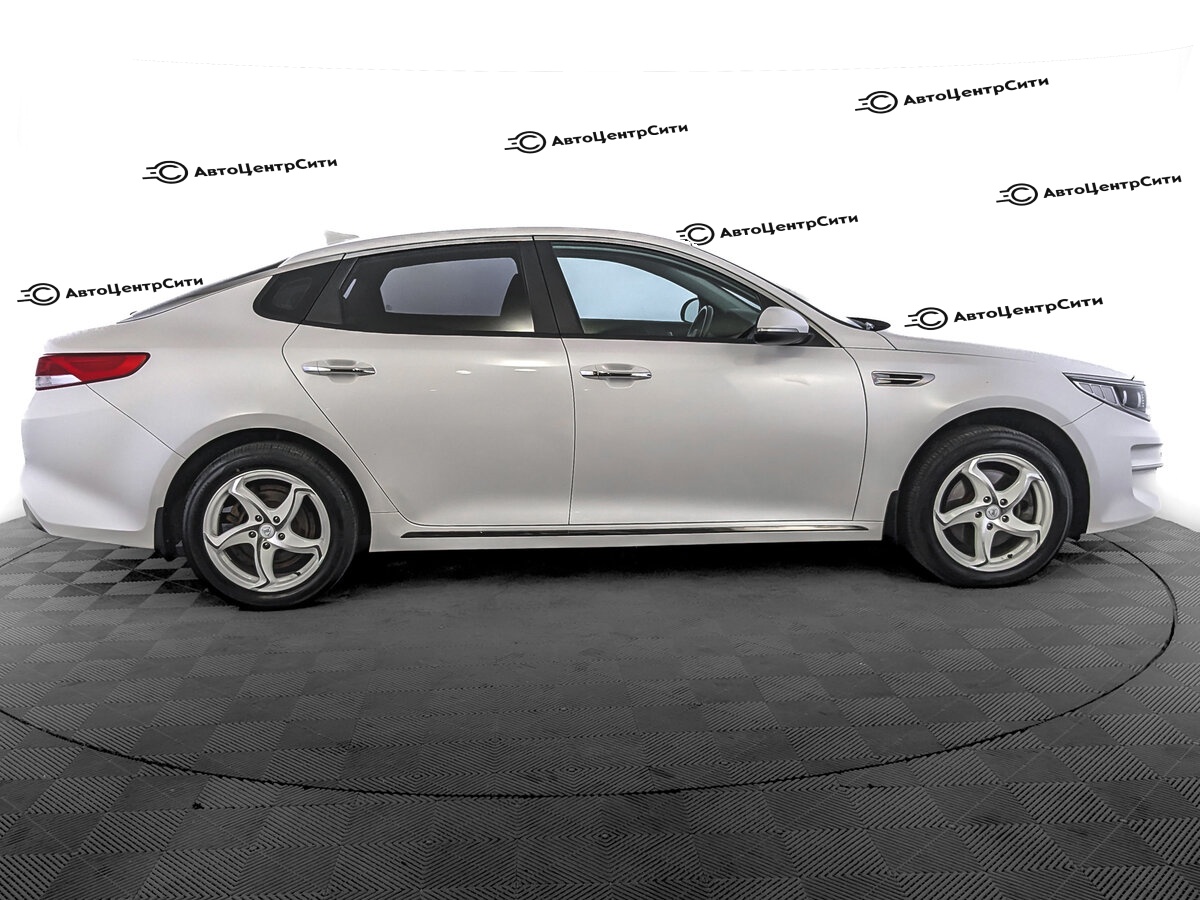 Kia Optima с пробегом — 2016 год. Фото: #3