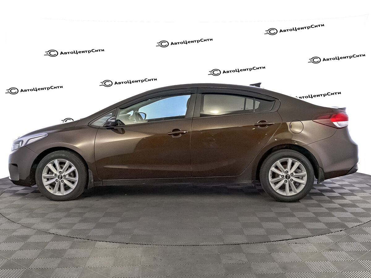 Kia Cerato с пробегом — 2019 год. Фото: #7