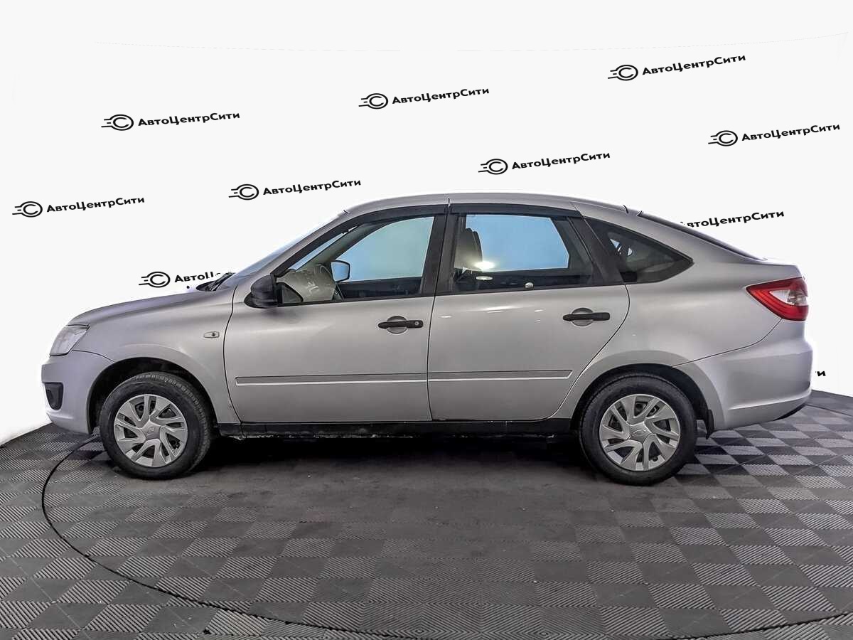 Lada (ВАЗ) Granta с пробегом — 2017 год. Фото: #7