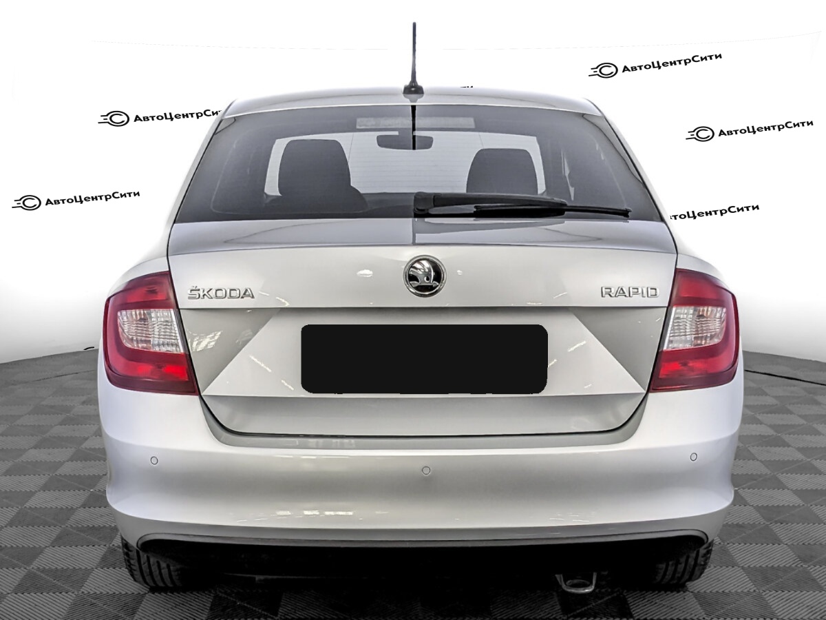 Skoda Rapid с пробегом — 2018 год. Фото: #5
