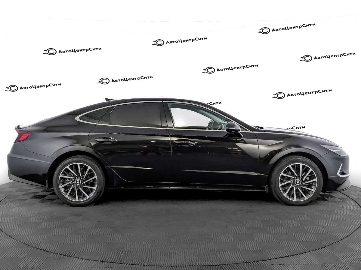 Hyundai Sonata с пробегом — 2022 год. Фото: #3