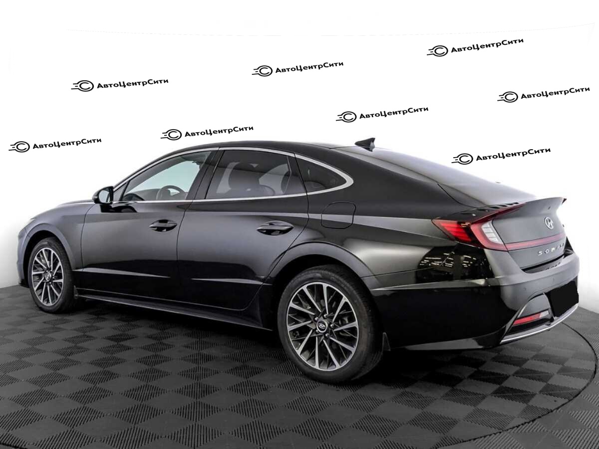 Hyundai Sonata с пробегом — 2022 год. Фото: #6