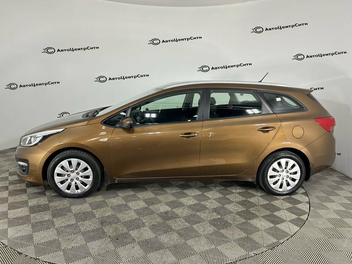 Kia Ceed с пробегом — 2016 год. Фото: #3