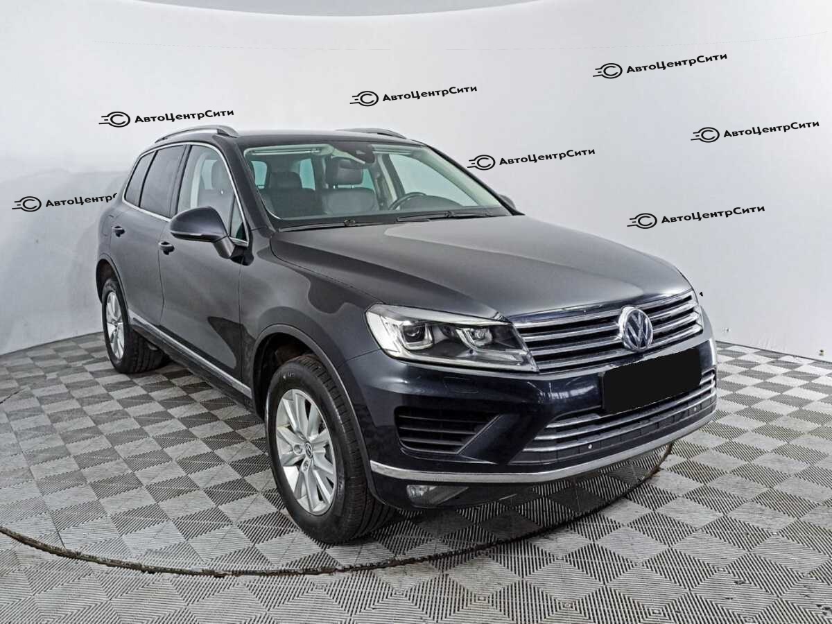 Volkswagen Touareg с пробегом — 2016 год. Фото: #2