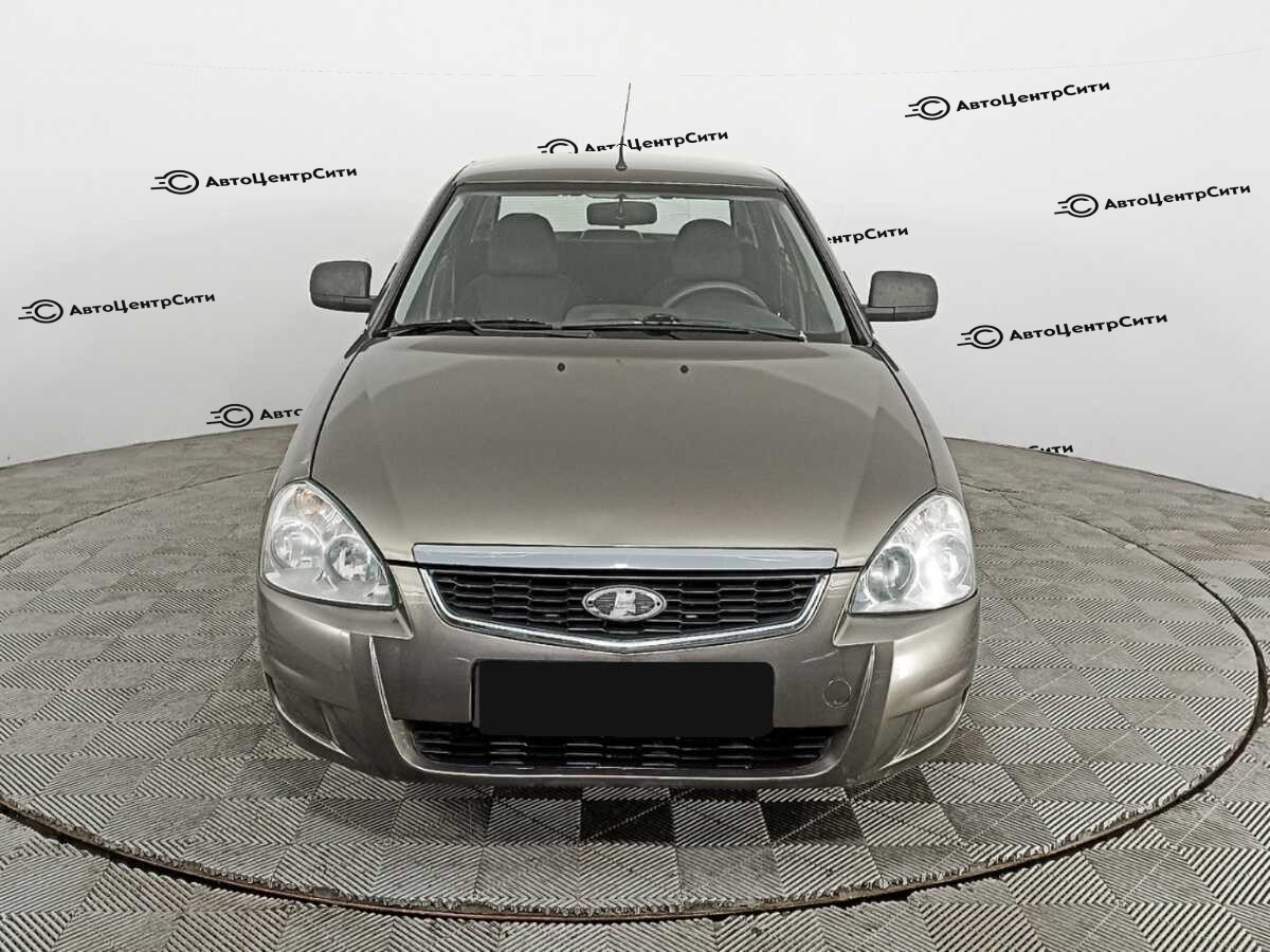 Lada (ВАЗ) Priora с пробегом — 2014 год. Фото: #1