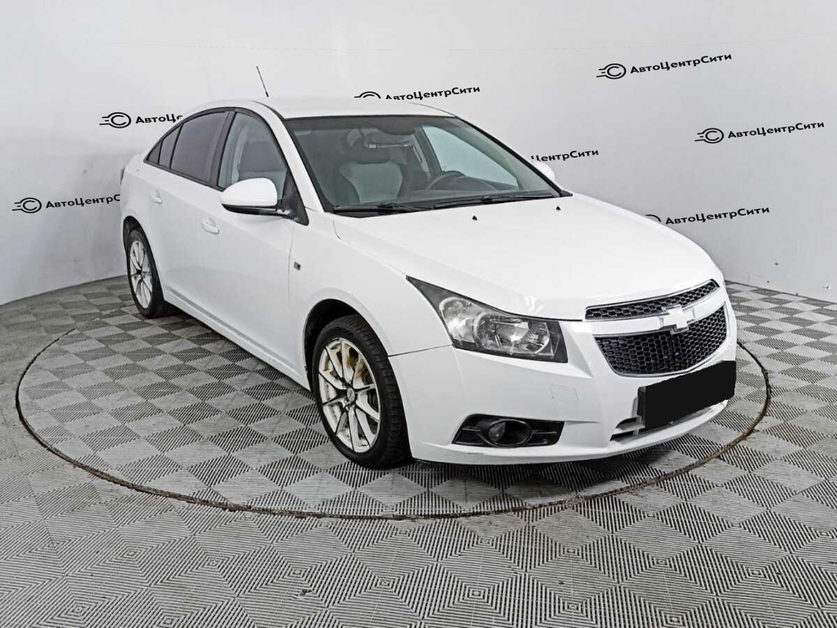 Chevrolet Cruze с пробегом — 2012 год. Фото: #2