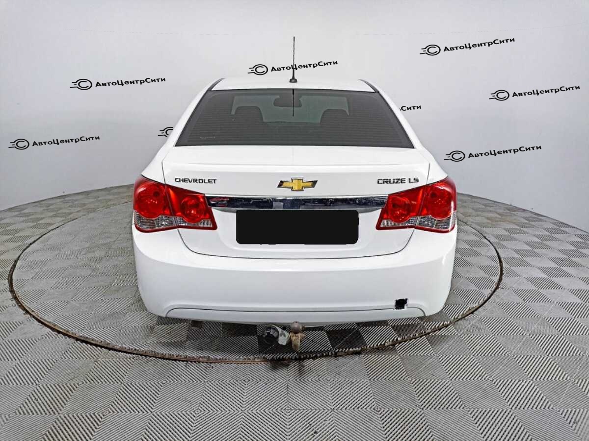 Chevrolet Cruze с пробегом — 2012 год. Фото: #5