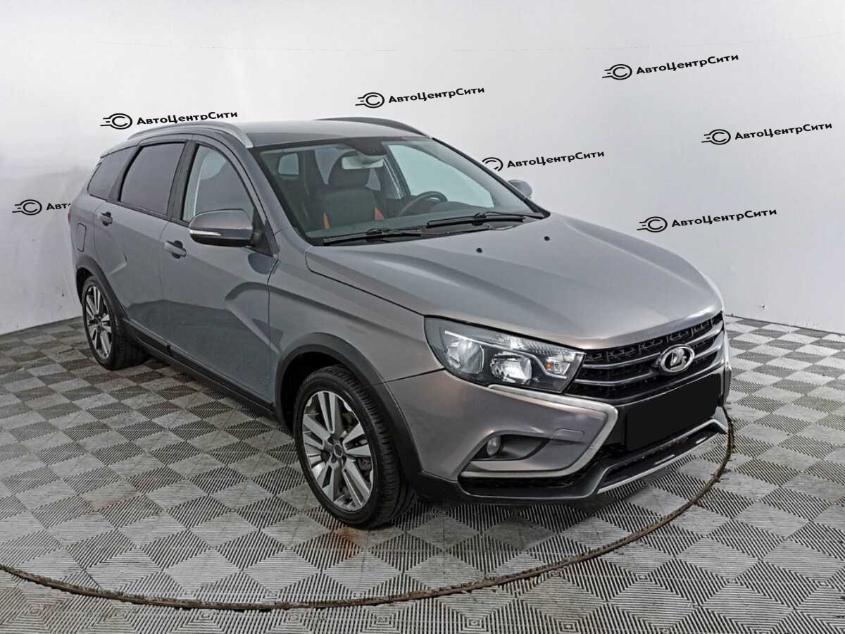 Lada (ВАЗ) Vesta с пробегом — 2017 год. Фото: #2