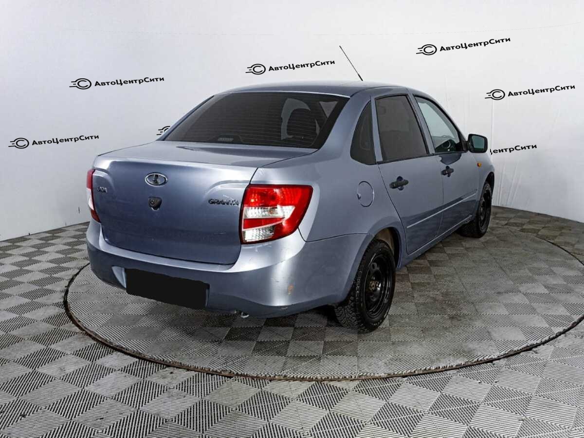 Lada (ВАЗ) Granta с пробегом — 2015 год. Фото: #4