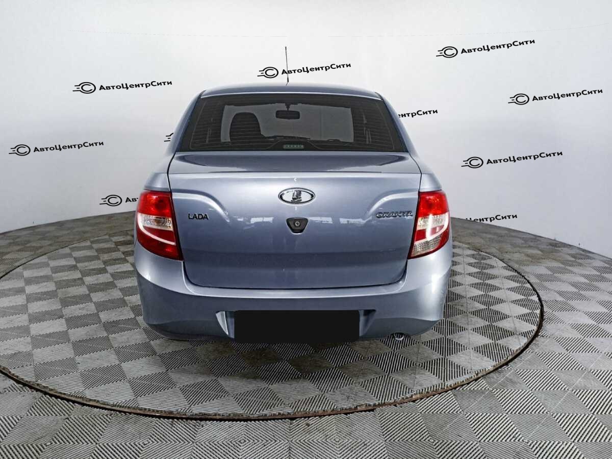 Lada (ВАЗ) Granta с пробегом — 2015 год. Фото: #5