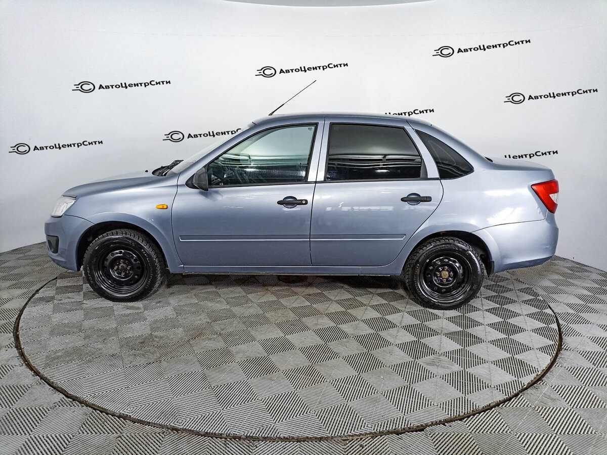 Lada (ВАЗ) Granta с пробегом — 2015 год. Фото: #7