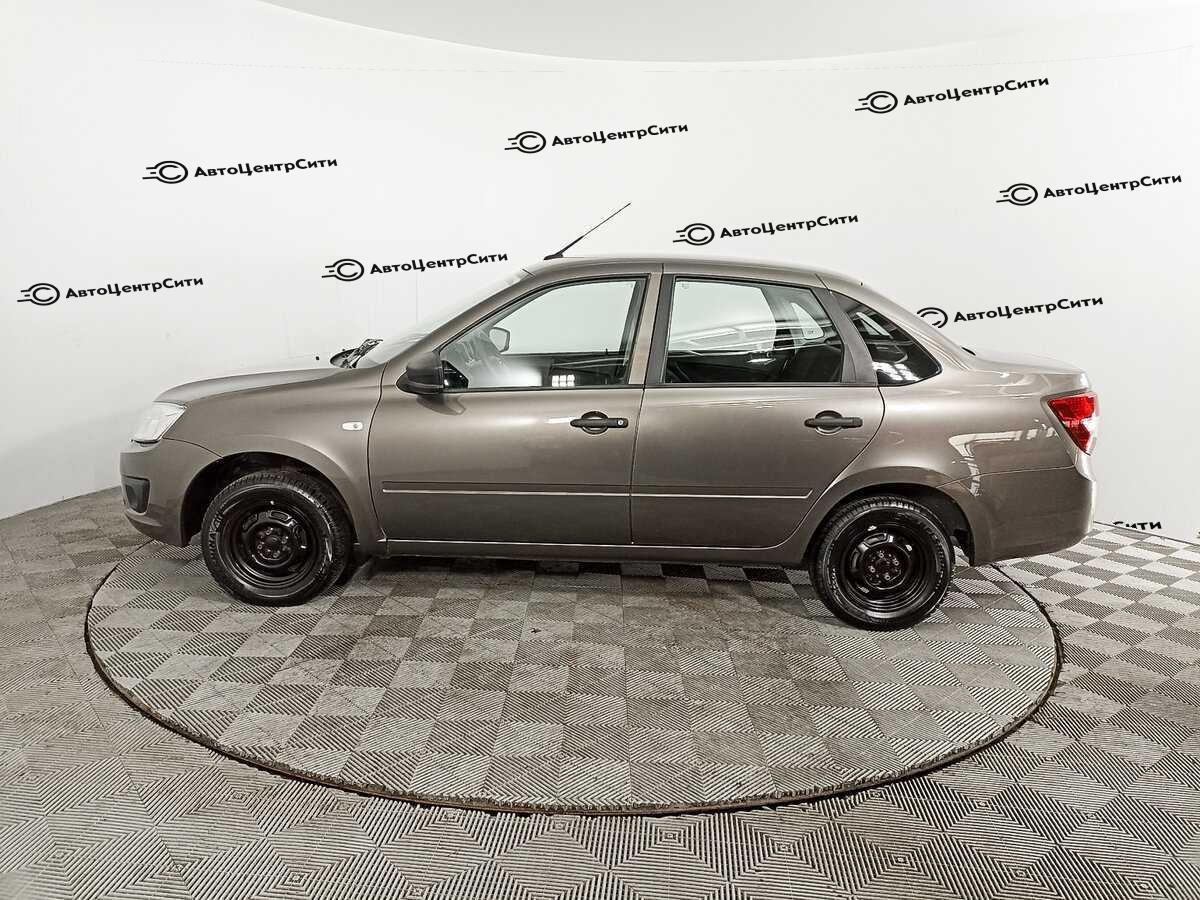 Lada (ВАЗ) Granta с пробегом — 2018 год. Фото: #7