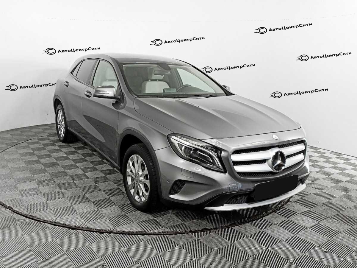 Mercedes-Benz GLA с пробегом — 2015 год. Фото: #2