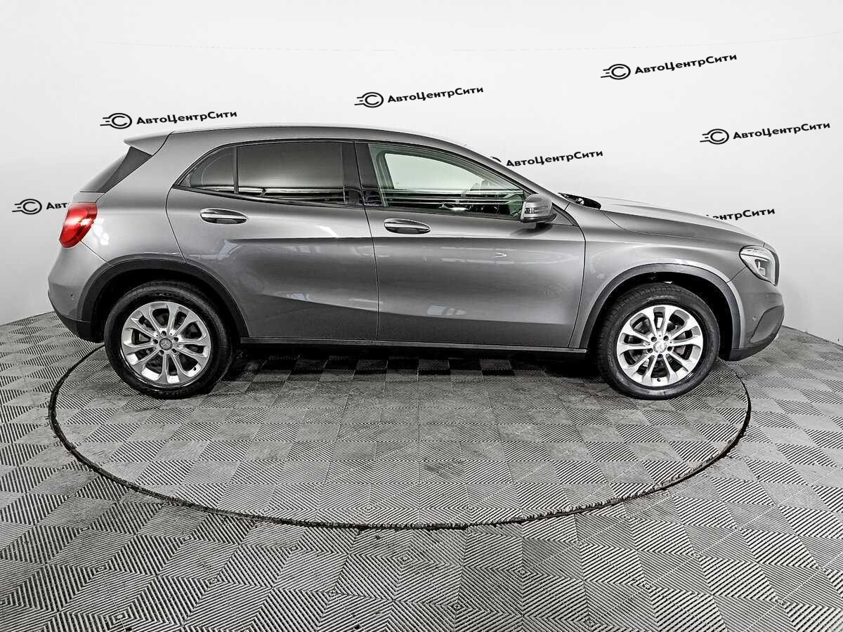 Mercedes-Benz GLA с пробегом — 2015 год. Фото: #3