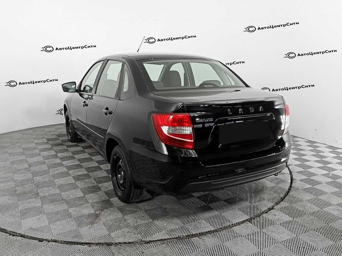 Lada (ВАЗ) Granta с пробегом — 2024 год. Фото: #6