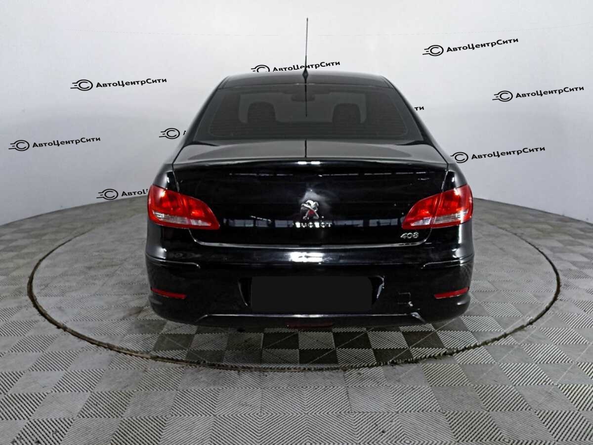 Peugeot 408 с пробегом — 2012 год. Фото: #4