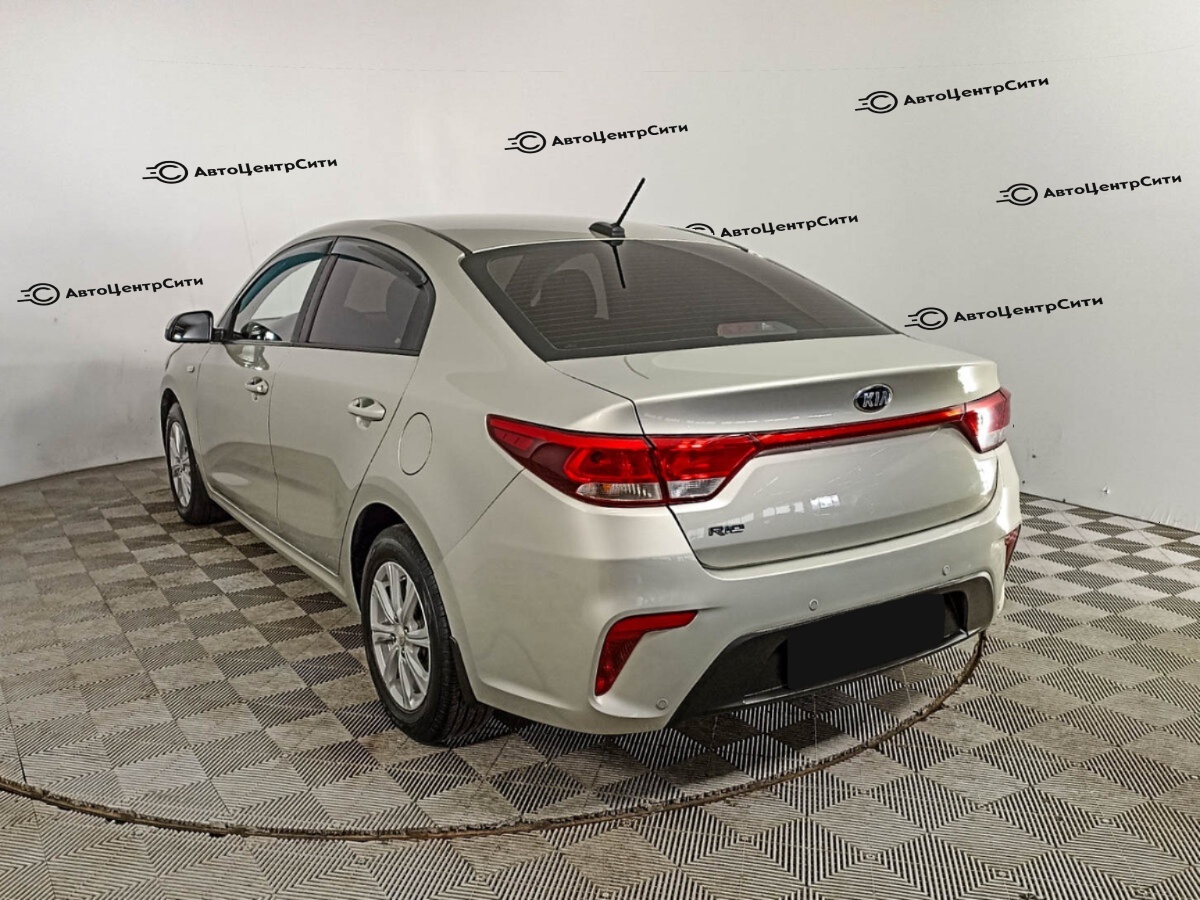Kia Rio с пробегом — 2019 год. Фото: #5