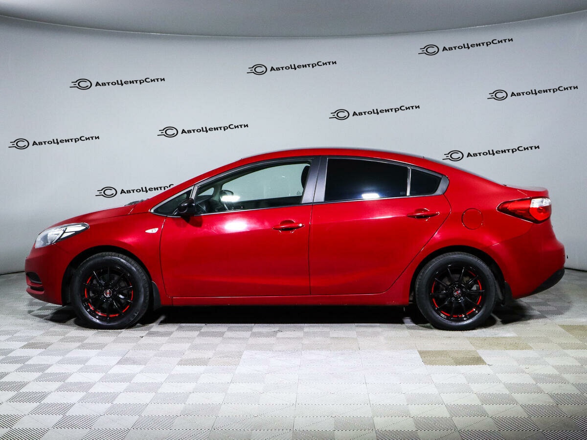 Kia Cerato с пробегом — 2014 год. Фото: #7