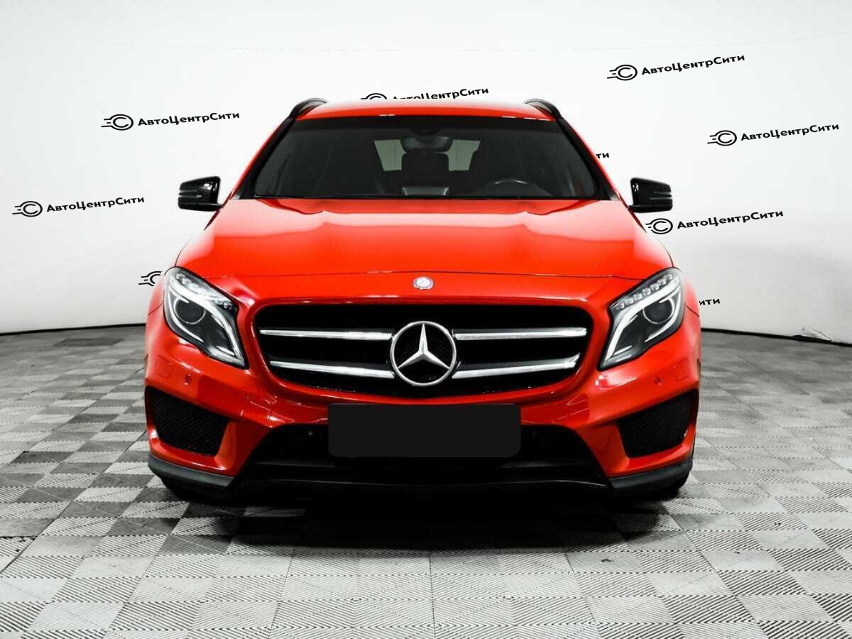 Mercedes-Benz GLA с пробегом — 2014 год. Фото: #1