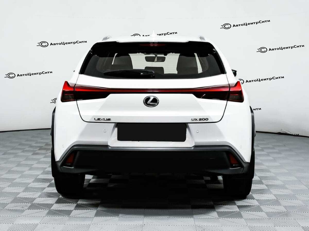 Lexus UX с пробегом — 2021 год. Фото: #5
