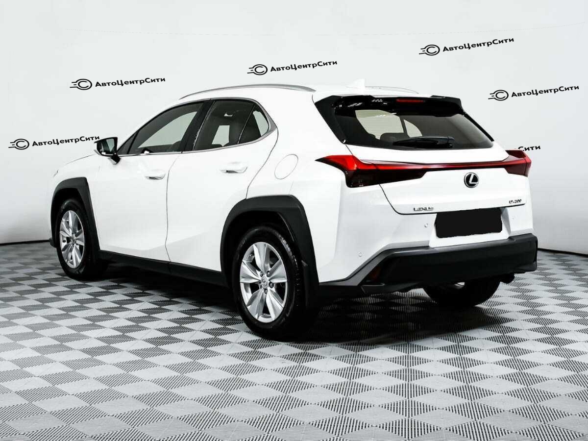Lexus UX с пробегом — 2021 год. Фото: #6