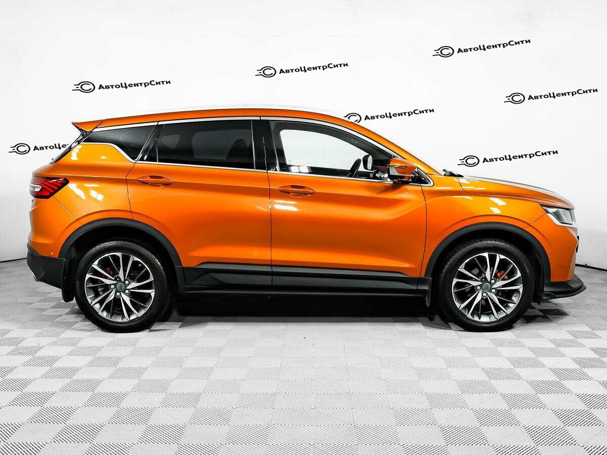 Geely Coolray с пробегом — 2020 год. Фото: #3
