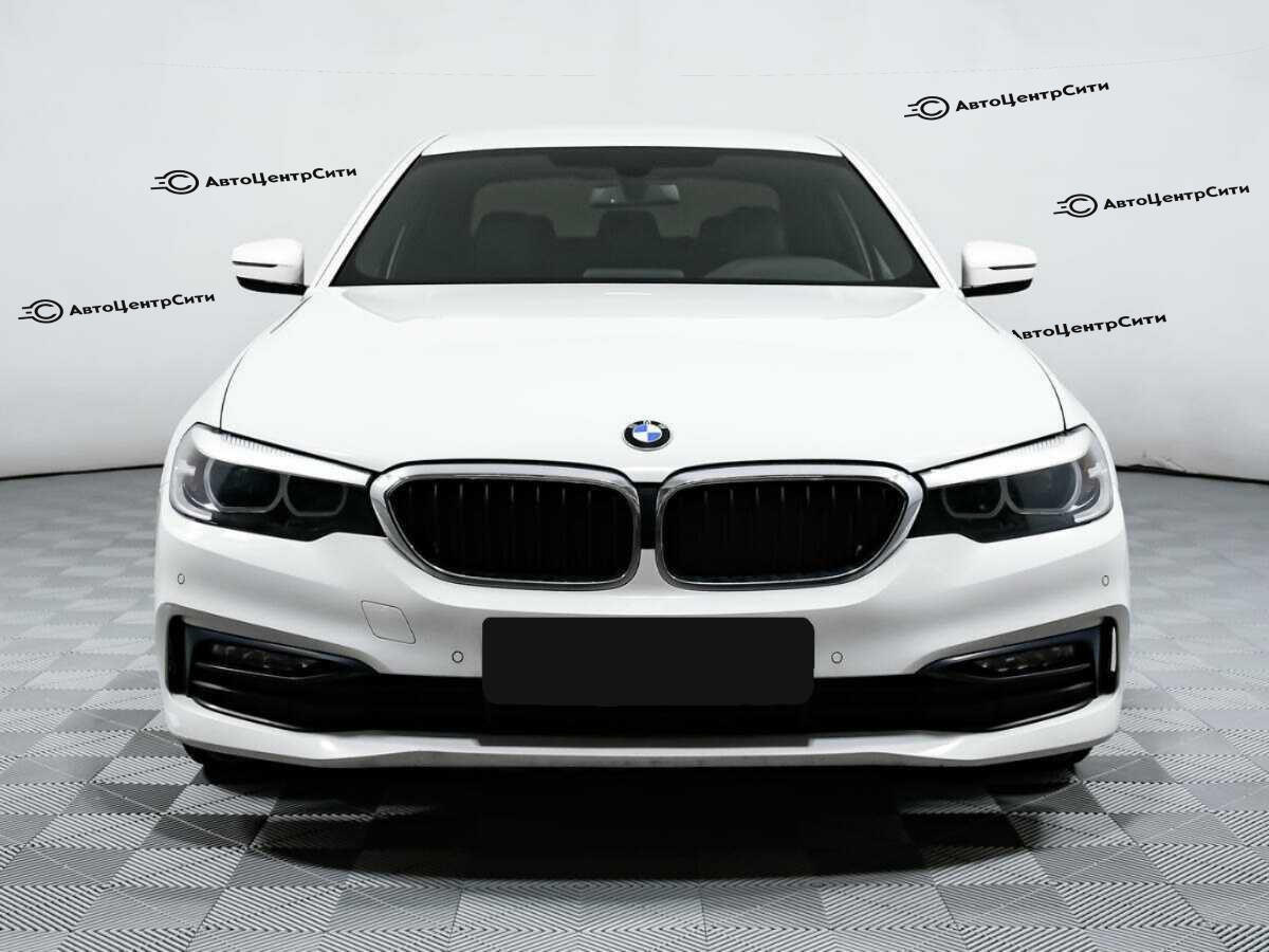 BMW 5 серии с пробегом — 2018 год. Фото: #1