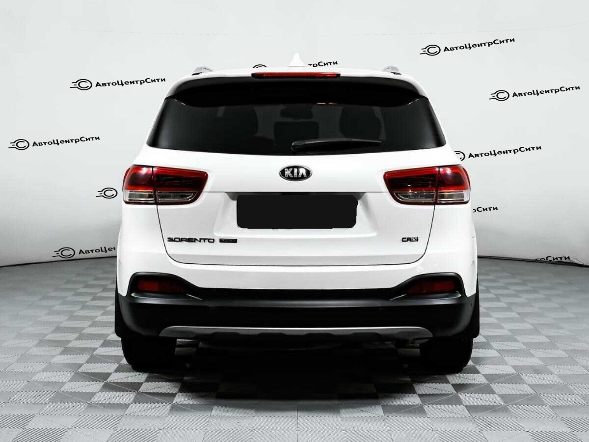 Kia Sorento с пробегом — 2016 год. Фото: #4