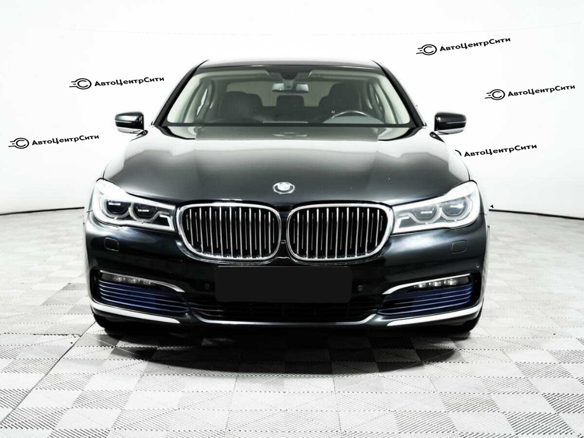 BMW 7 серии с пробегом — 2016 год. Фото: #1
