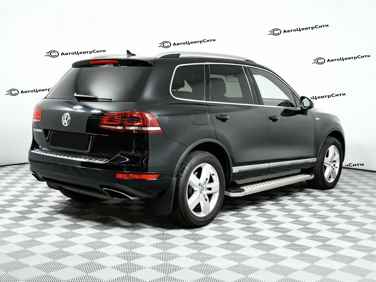 Volkswagen Touareg с пробегом — 2014 год. Фото: #4