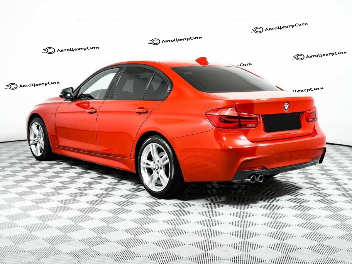 BMW 3 серии с пробегом — 2018 год. Фото: #6