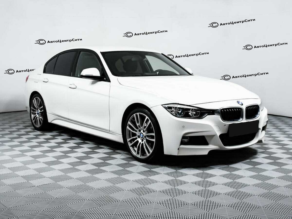BMW 3 серии с пробегом — 2018 год. Фото: #2
