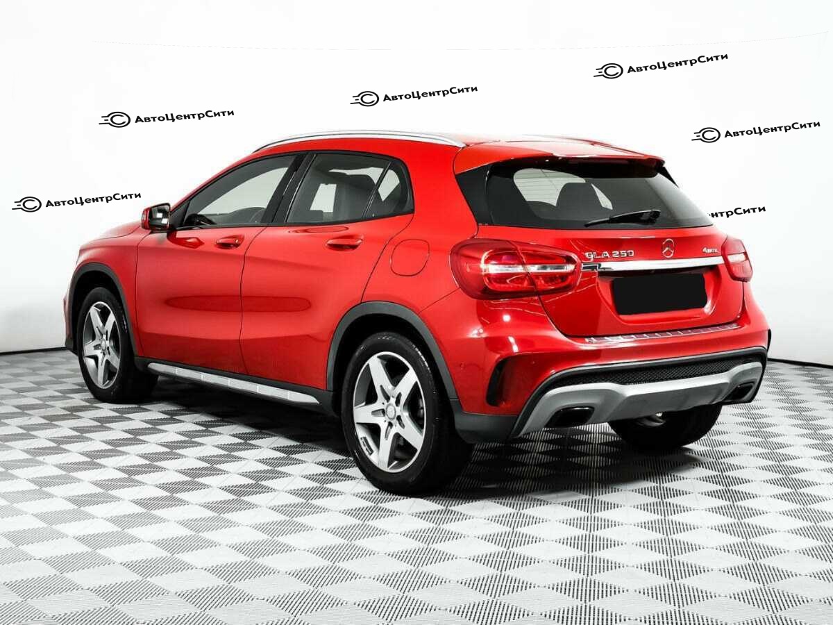 Mercedes-Benz GLA с пробегом — 2014 год. Фото: #6