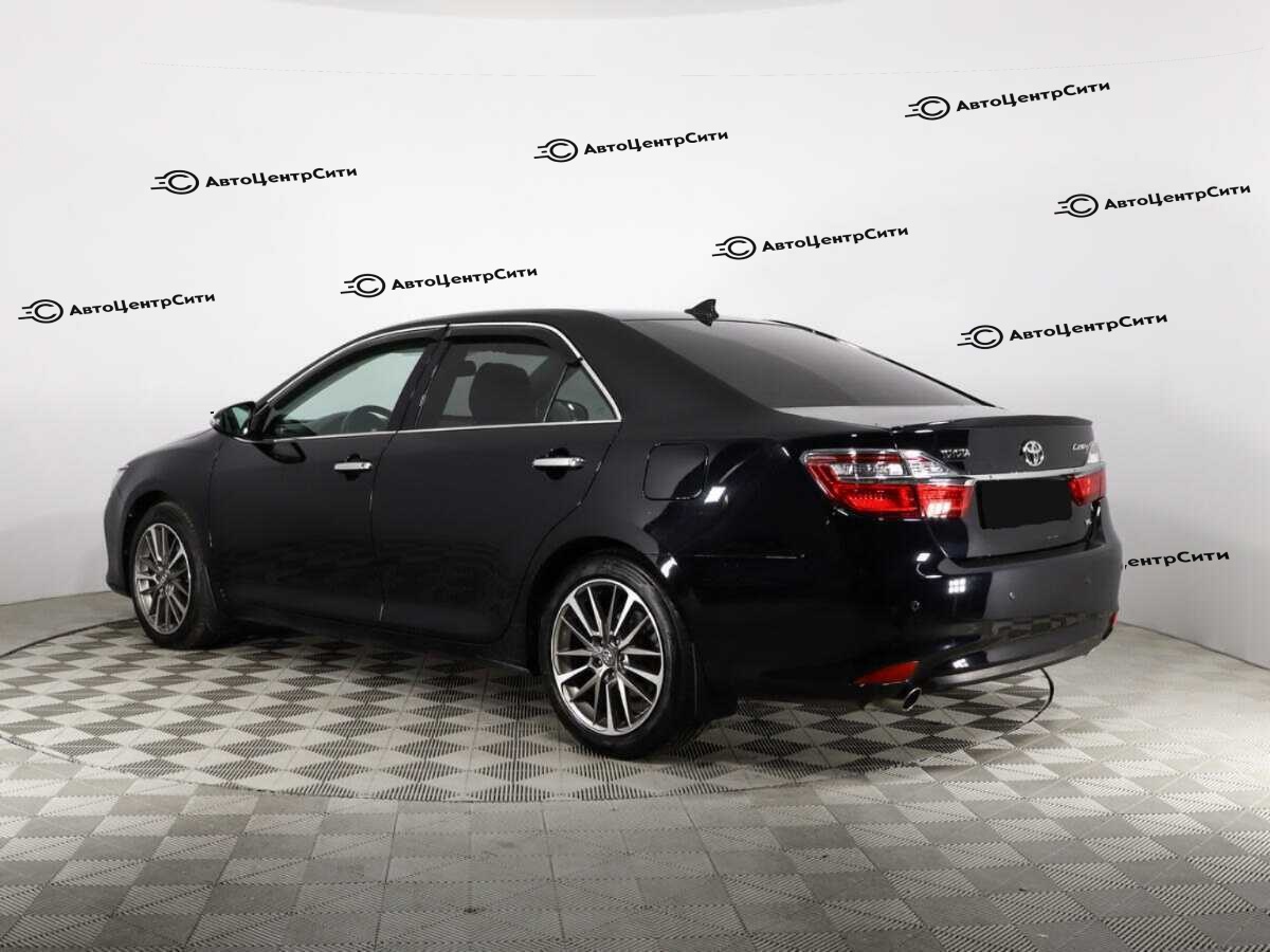 Toyota Camry с пробегом — 2016 год. Фото: #5