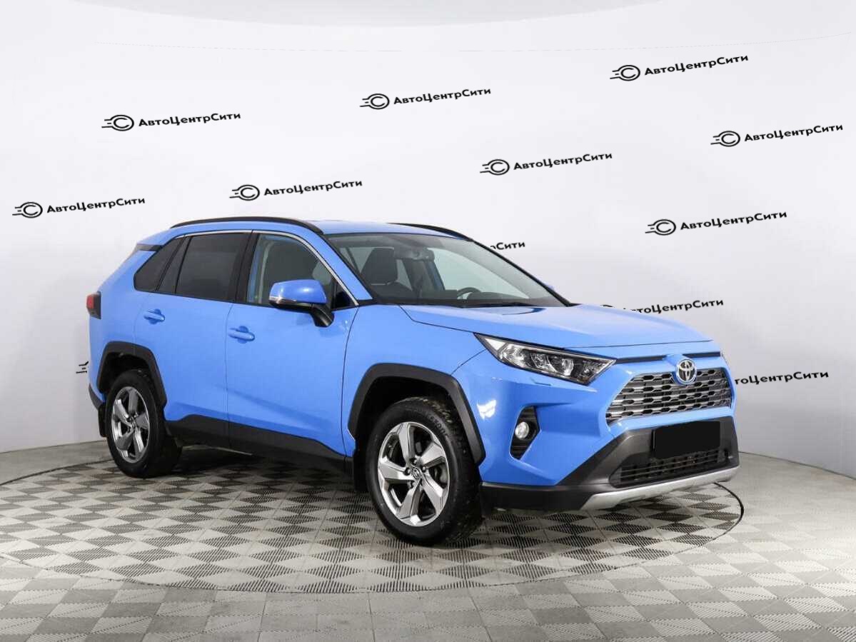 Toyota RAV4 с пробегом — 2021 год. Фото: #2