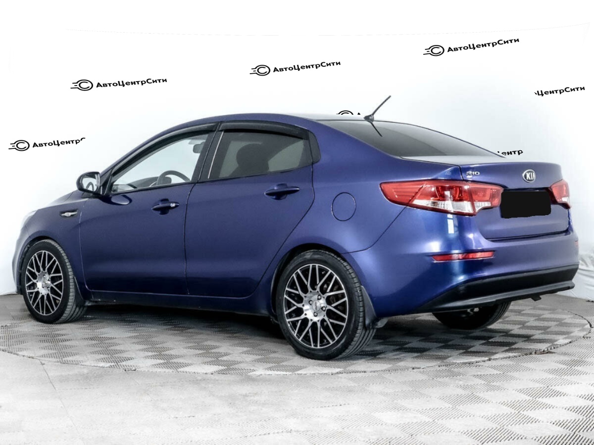 Kia Rio с пробегом — 2015 год. Фото: #5