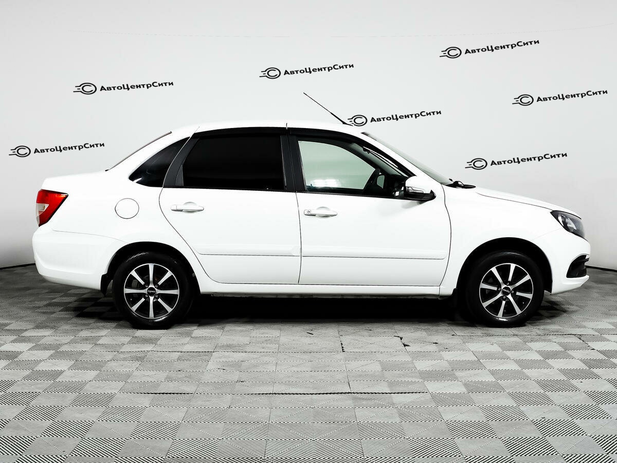 Lada (ВАЗ) Granta с пробегом — 2020 год. Фото: #3