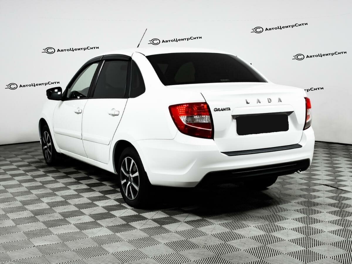 Lada (ВАЗ) Granta с пробегом — 2020 год. Фото: #6