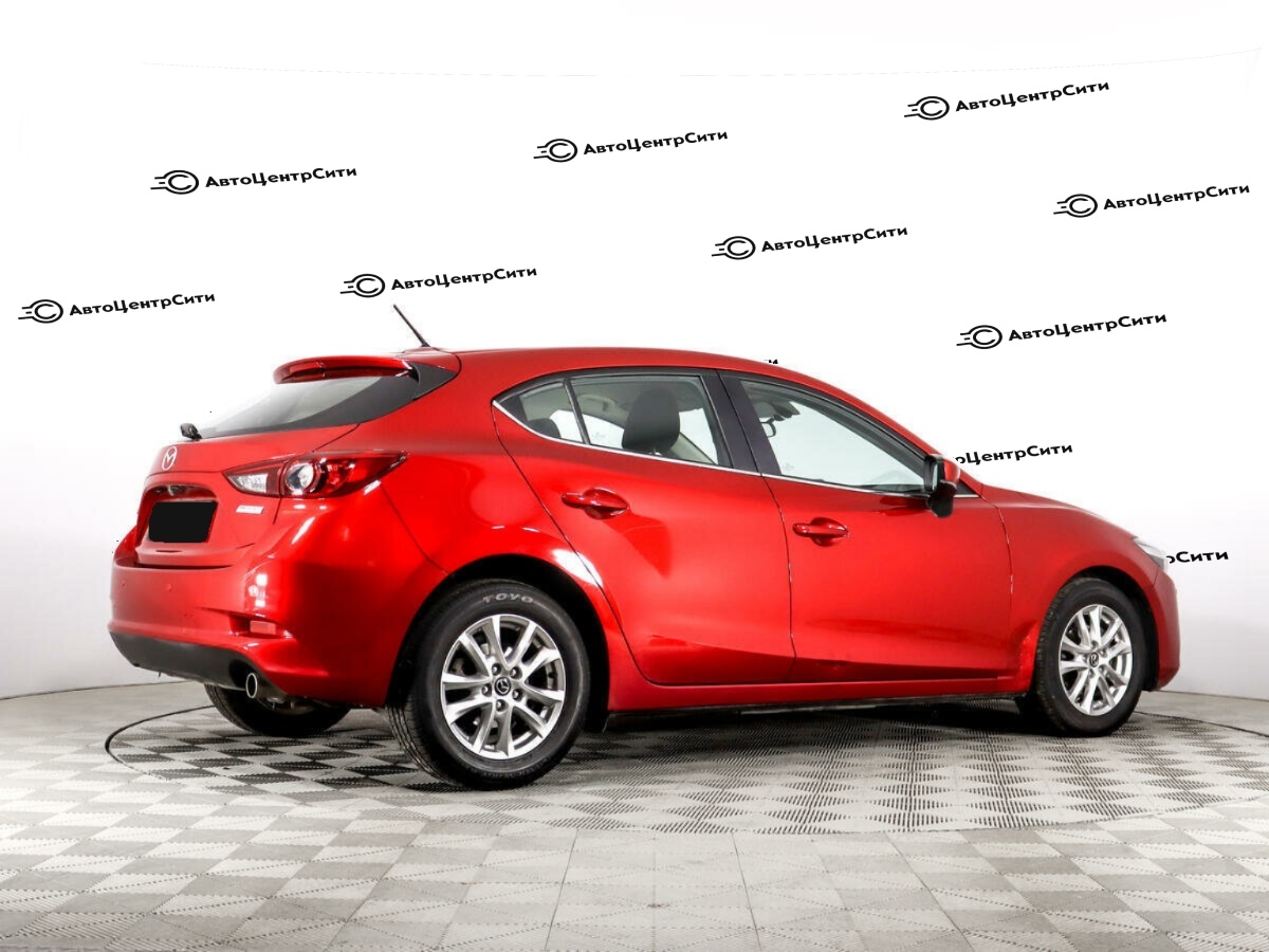 Mazda 3 с пробегом — 2016 год. Фото: #4