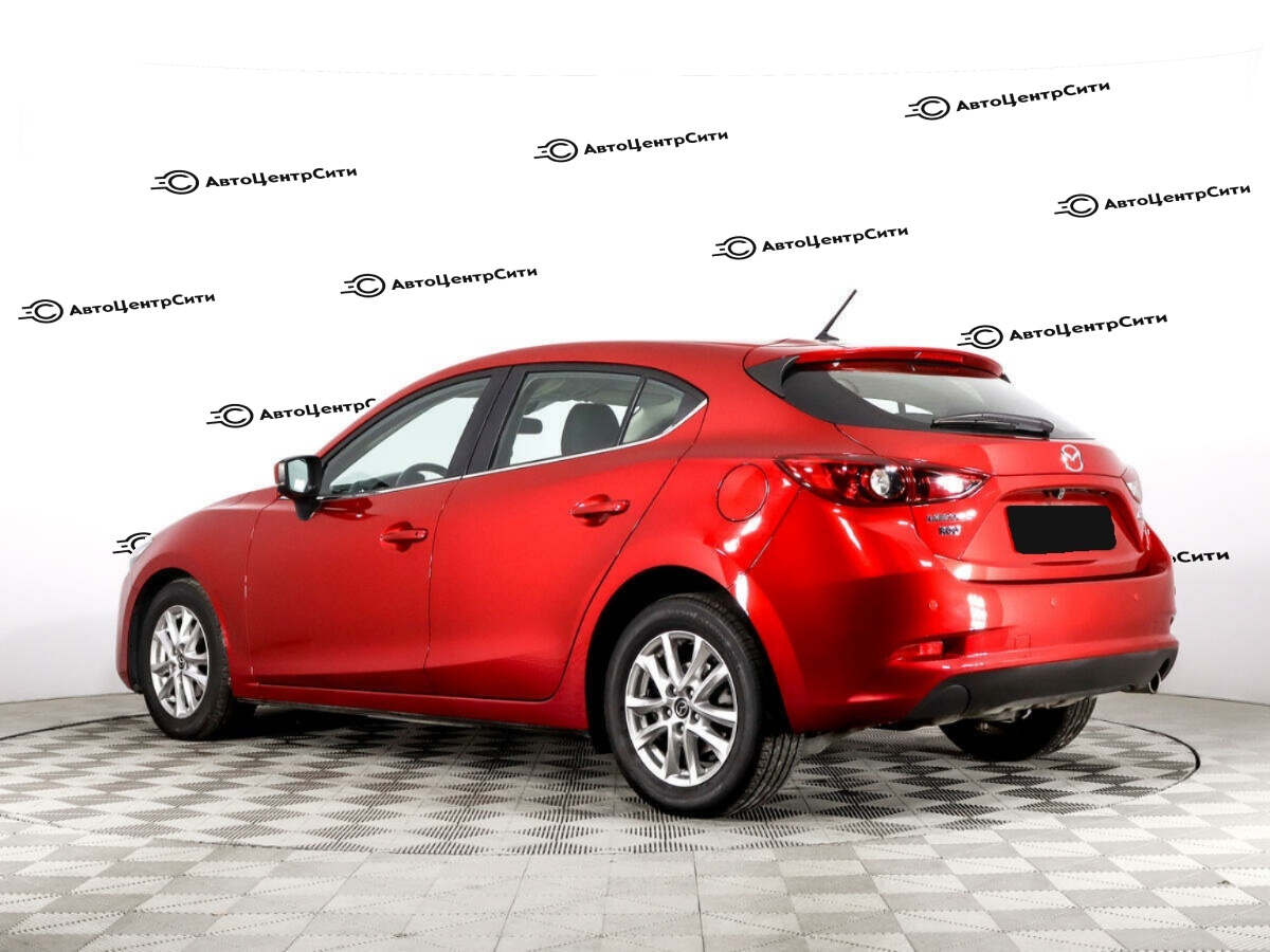 Mazda 3 с пробегом — 2016 год. Фото: #6