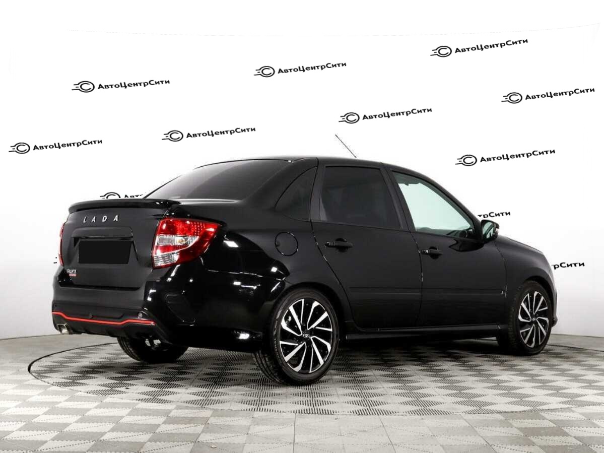 Lada (ВАЗ) Granta с пробегом — 2024 год. Фото: #4